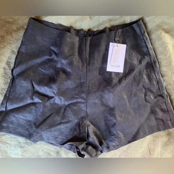 Dissh Black Linen shorts - Picture 2 of 5